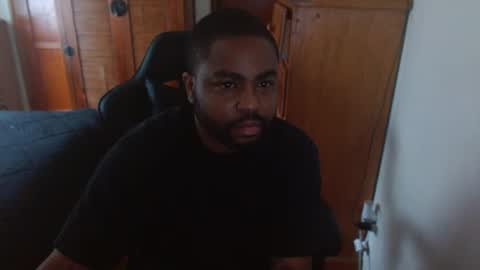 Snapshot of breadw1nnah chatting on 09-26-25, 03:27 Breadw1nnah online show from 09-26-25, 03:27