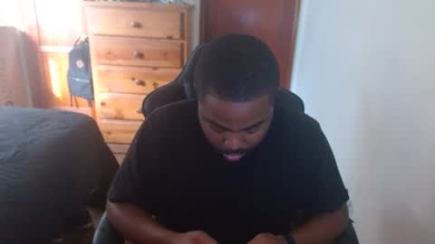 Snapshot of breadw1nnah chatting on 09-30-25, 03:06 Breadw1nnah online show from 09-30-25, 03:06