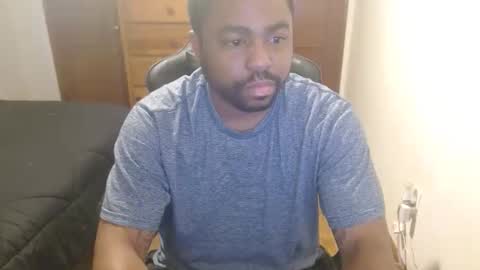 Snapshot of breadw1nnah chatting on 10-27-25, 02:21 Breadw1nnah online show from 10-27-25, 02:21