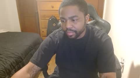 Snapshot of breadw1nnah chatting on 10-30-25, 07:10 Breadw1nnah online show from 10-30-25, 07:10