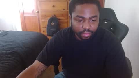 Snapshot of breadw1nnah chatting on 10-30-25, 07:47 Breadw1nnah online show from 10-30-25, 07:47