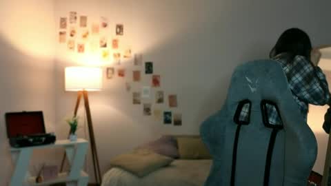 Rachel online show from 04-12-26, 07:30