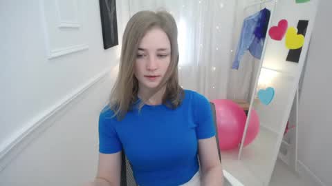Bree online show from 05-12-26, 11:18