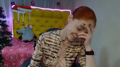 Snapshot of breeterner chatting on 01-15-25, 01:34 breeterner online show from 01-15-25, 01:34