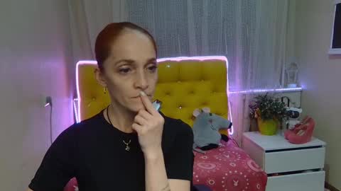 Snapshot of breeterner chatting on 02-05-25, 06:13 breeterner online show from 02-05-25, 06:13