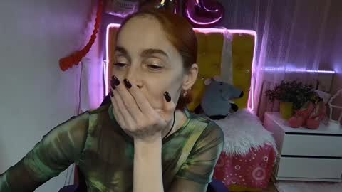 Snapshot of breeterner chatting on 03-10-25, 01:34 breeterner online show from 03-10-25, 01:34