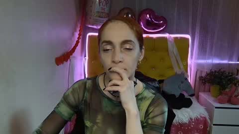 Snapshot of breeterner chatting on 03-10-25, 04:38 breeterner online show from 03-10-25, 04:38
