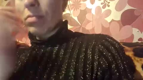brenda75555 online show from 01-01-25, 01:37