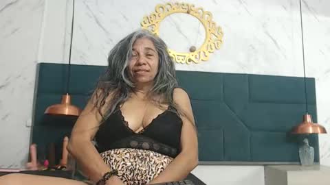Snapshot of brenda_velasquez chatting on 05-15-26, 06:59 BRENDA VELASQUEZ online show from 05-15-26, 06:59