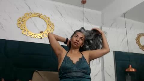 Snapshot of brenda_velasquez chatting on 06-04-26, 09:21 BRENDA VELASQUEZ online show from 06-04-26, 09:21