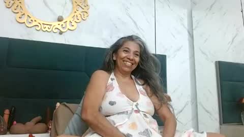 Snapshot of brenda_velasquez chatting on 06-27-26, 06:35 BRENDA VELASQUEZ online show from 06-27-26, 06:35