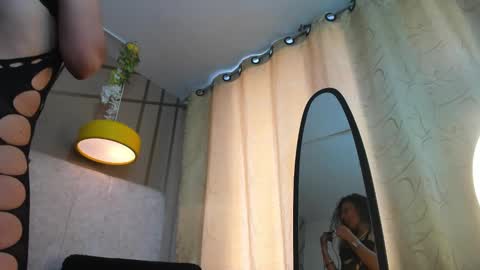 Snapshot of brendaliive chatting on 10-18-25, 06:19 brendaliive online show from 10-18-25, 06:19