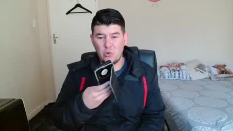 Snapshot of brendansexyboy098754 chatting on 06-30-26, 06:14 ask me lol online show from 06-30-26, 06:14