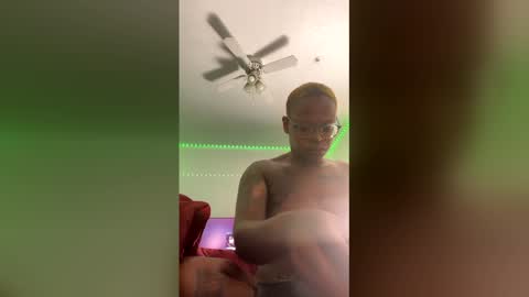 Snapshot of brennab chatting on 04-21-26, 05:14 brennab online show from 04-21-26, 05:14
