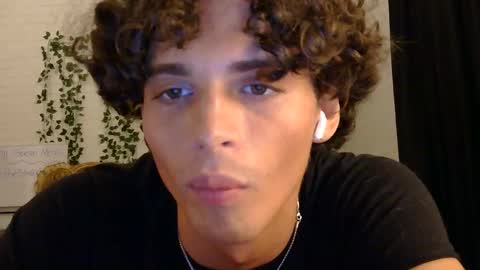 Snapshot of brennanrush chatting on 06-01-26, 02:57 brennanrush online show from 06-01-26, 02:57