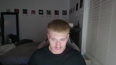 Snapshot of brentbarbasol chatting on 11-10-25, 04:33 BrentBarbasol online show from 11-10-25, 04:33