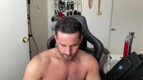 Snapshot of brettmycles chatting on 06-09-26, 05:57 Brett Mycles online show from 06-09-26, 05:57