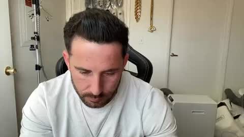 Snapshot of brettmycles chatting on 07-24-26, 04:16 Brett Mycles online show from 07-24-26, 04:16