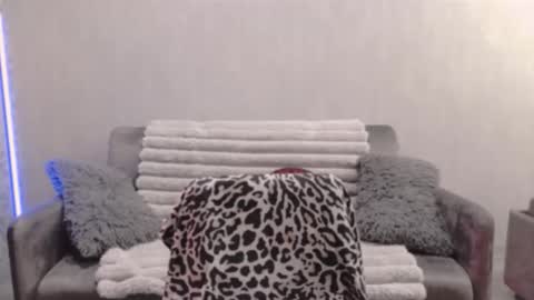 bri_fox online show from 11-26-25, 08:10