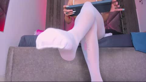 B R I A  online show from 12-04-25, 08:06