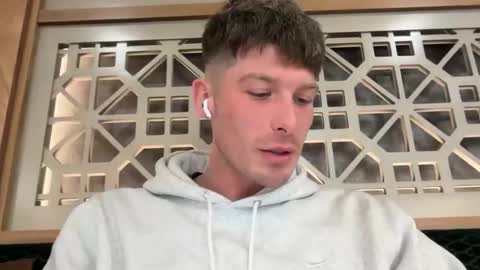 briahcscott online show from 12-22-25, 07:33