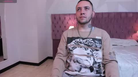 Snapshot of brian_chiki chatting on 12-02-24, 11:18 Brian Chiki online show from 12-02-24, 11:18