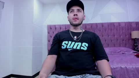 Snapshot of brian_chiki chatting on 12-17-24, 11:38 Brian Chiki online show from 12-17-24, 11:38