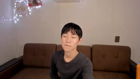 Brian boy online show from 02-02-25, 11:30