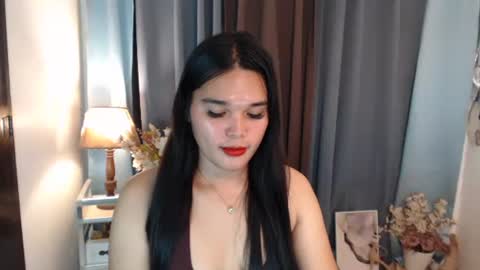 Claire online show from 05-15-26, 06:53