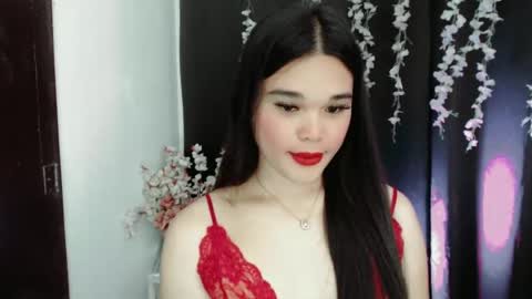 Snapshot of briana_sinclaire chatting on 06-11-26, 10:41 Claire online show from 06-11-26, 10:41