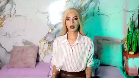 Snapshot of briana_white chatting on 07-28-26, 04:50 briana_white online show from 07-28-26, 04:50