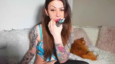 Snapshot of brianadiamondxxx chatting on 04-17-26, 10:40 brianadiamondxxx online show from 04-17-26, 10:40