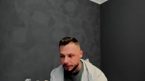 Snapshot of brianhunts chatting on 12-24-24, 06:33 Brian online show from 12-24-24, 06:33