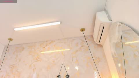 Brianna  online show from 10-08-25, 12:14