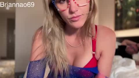 Long legstight pussyperky titties need I say more online show from 07-05-26, 01:45