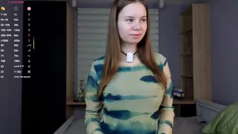 Snapshot of briannapeters chatting on 10-15-25, 05:07 Eva online show from 10-15-25, 05:07