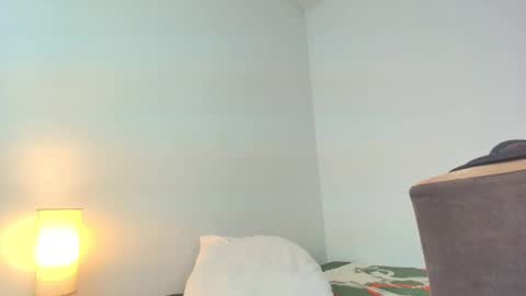 Snapshot of briannna_x chatting on 09-23-25, 09:18 BRIANNA online show from 09-23-25, 09:18