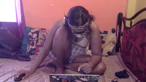 Snapshot of bridey_marietta chatting on 05-14-26, 02:40 Bridey Marietta online show from 05-14-26, 02:40