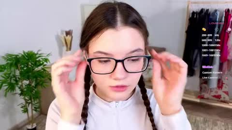 Megan online show from 04-13-26, 01:11