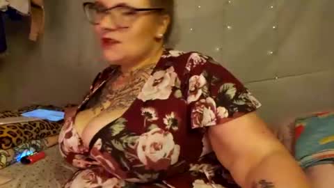 Snapshot of briebaby88 chatting on 07-07-26, 02:47 Leela Marie xo online show from 07-07-26, 02:47