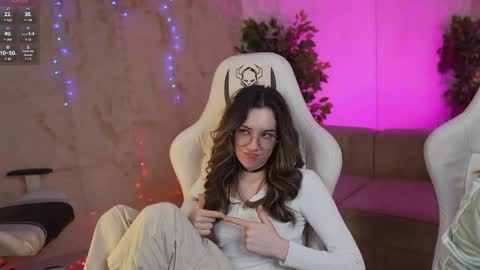 Diamonds Girls online show from 02-11-25, 02:13