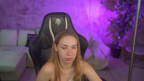 Diamonds Girls online show from 11-16-25, 11:43