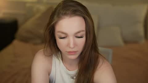 Snapshot of bright_diamonds_054 chatting on 05-14-26, 07:42 Diamonds Girls online show from 05-14-26, 07:42