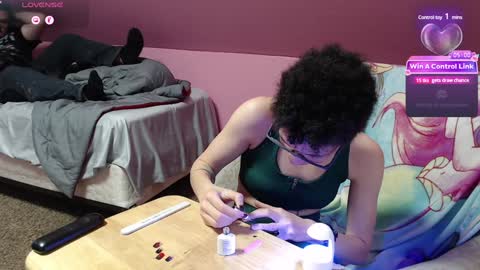 Strawberry online show from 01-20-25, 10:26