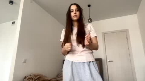 Eva online show from 06-27-26, 12:22