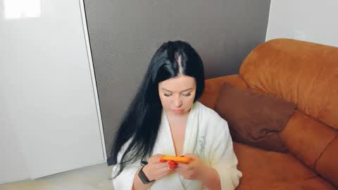 brilliantegirl_ online show from 02-08-26, 10:07