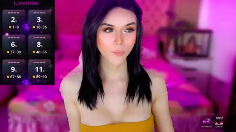 Snapshot of brionatop chatting on 11-27-25, 11:40 brionatop online show from 11-27-25, 11:40