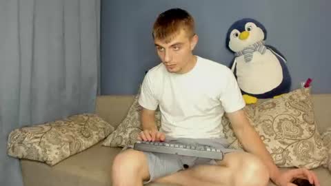 Snapshot of bristlebback chatting on 06-16-26, 04:20 bristlebback online show from 06-16-26, 04:20