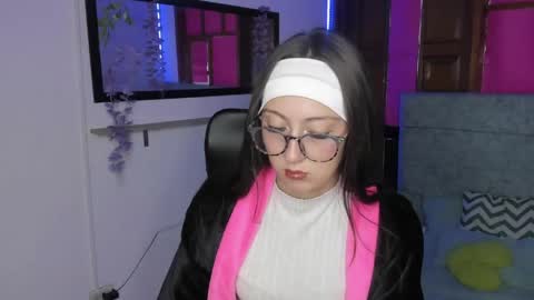 Snapshot of brith_ness chatting on 05-12-26, 12:35 Brith ness online show from 05-12-26, 12:35