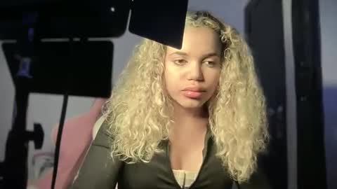 brithneysquirt online show from 11-26-25, 02:56